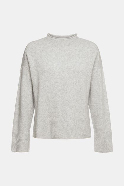 Mit Wolle: flauschiger Pullover mit Stehkragen
