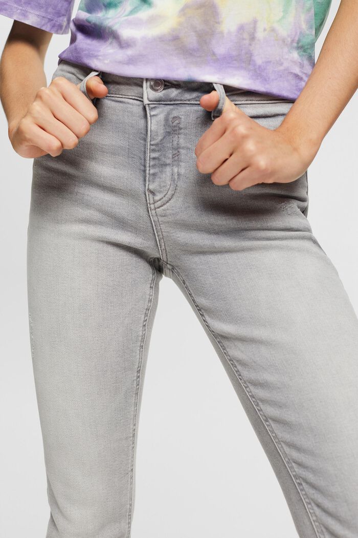 Jeans mit geradem Bein und mittlerer Bundhöhe, GREY MEDIUM WASHED, detail image number 0