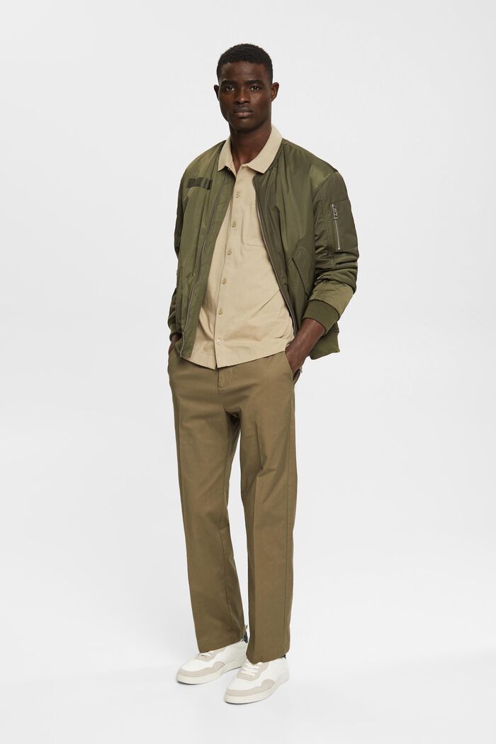 Chinos im Relaxed Fit, KHAKI GREEN, overview