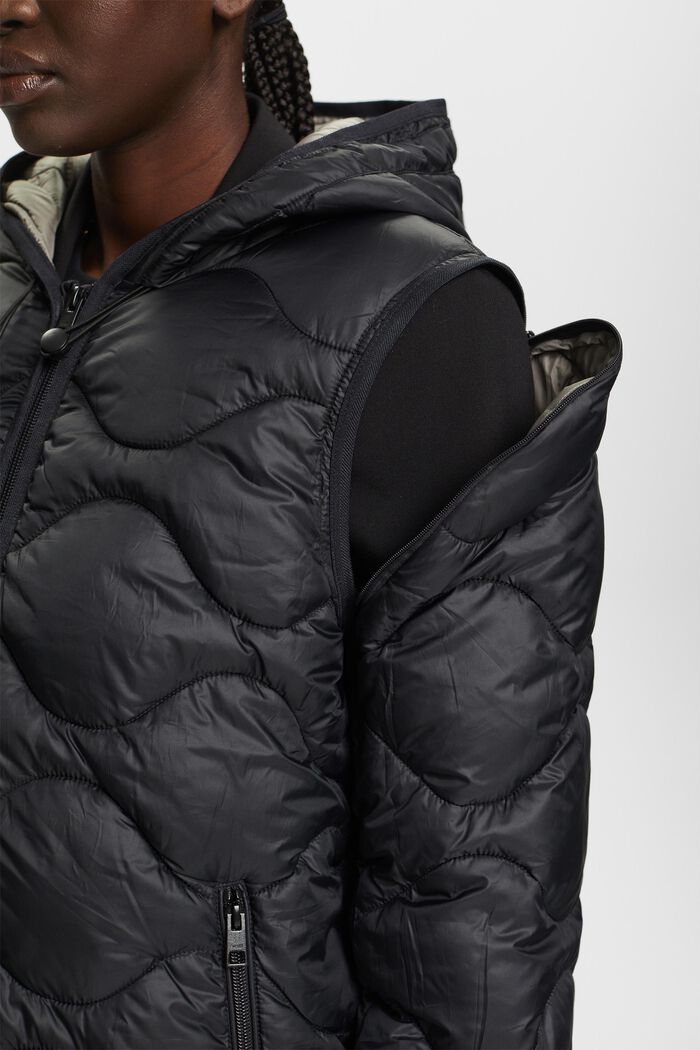 Recyclée : la veste transformable matelassée à capuche, BLACK, detail image number 2
