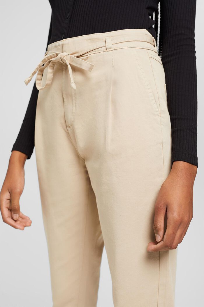 Pantalon à pinces ceinturé, coton Pima, BEIGE, detail image number 0