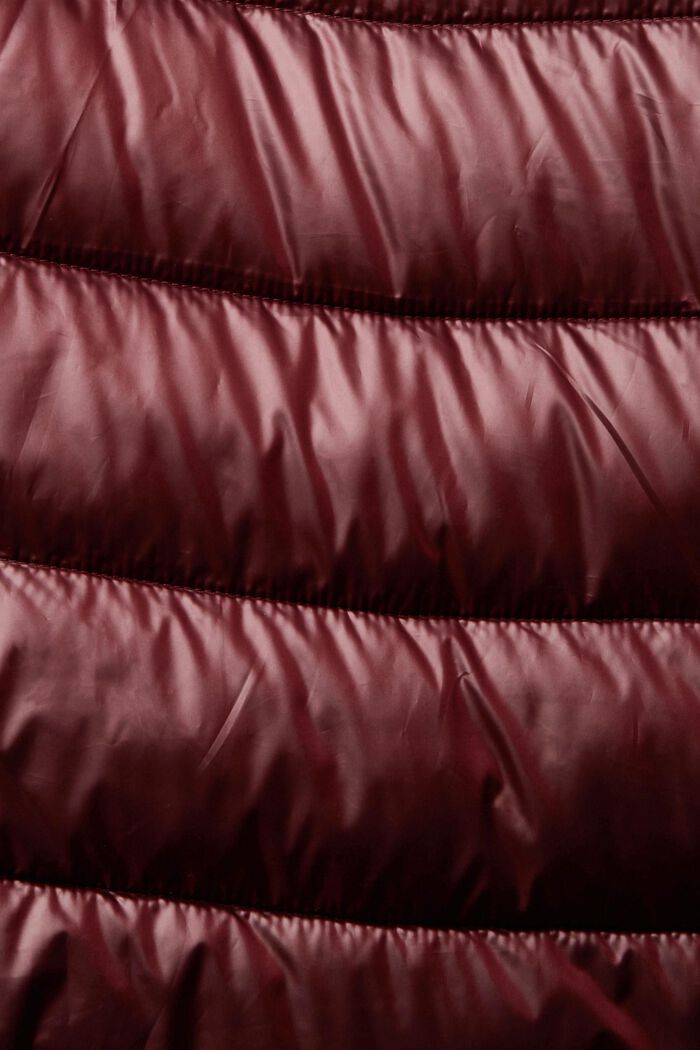 Manteau matelassé avec capuche amovible à cordon coulissant sous tunnel, BORDEAUX RED, detail image number 1