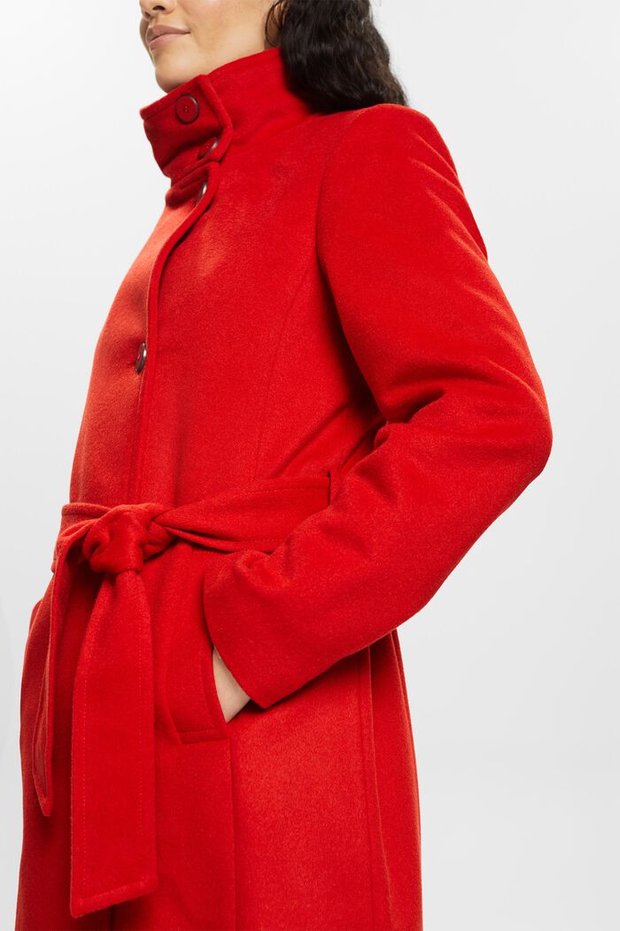 En matière recyclée : le manteau en laine mélangée à teneur en cachemire, RED, detail image number 1