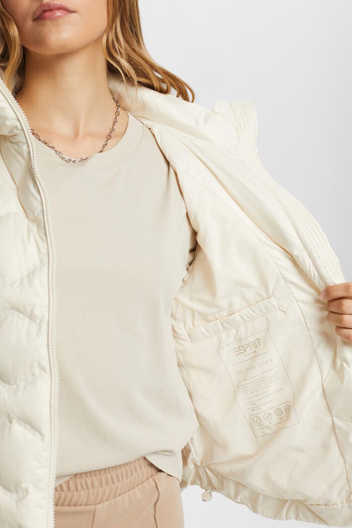 Recyclée : la veste matelassée, ICE, detail image number 2
