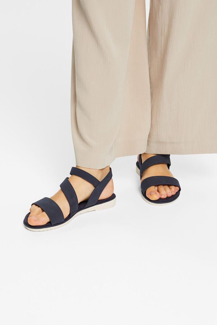 Sandalen mit Klettverschluss