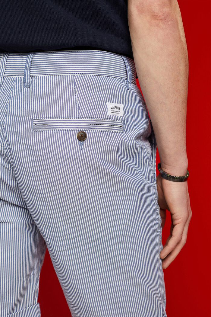 Gestreifte Chino-Shorts, 100 % Baumwolle, BLUE, detail image number 4