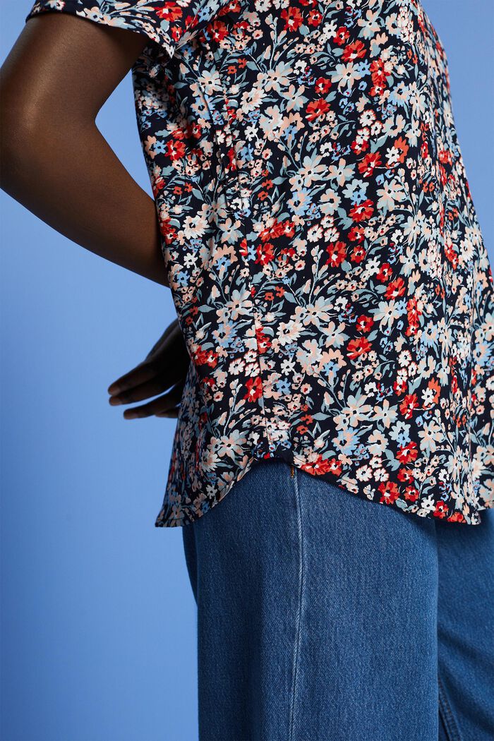 Florale Bluse mit geschlitztem Ausschnitt, NEW NAVY, detail image number 4