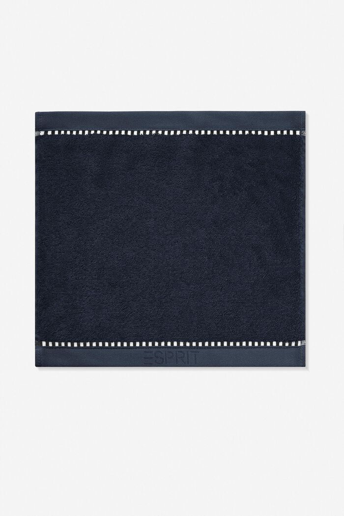 À teneur en TENCEL™ : la collection de serviettes en tissu éponge, NAVY BLUE, detail image number 5