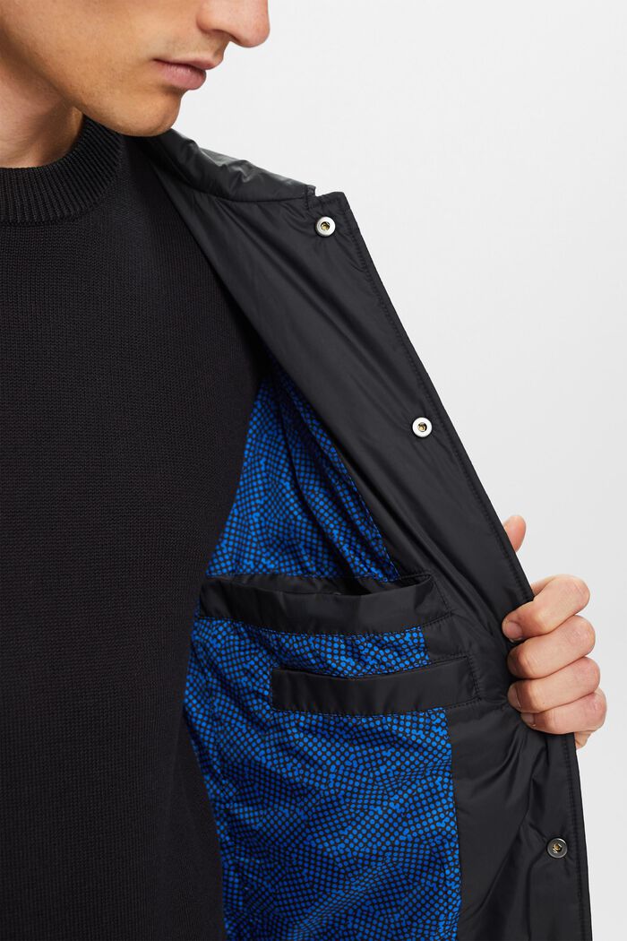 En matière recyclée : la veste matelassée légère, BLACK, detail image number 2