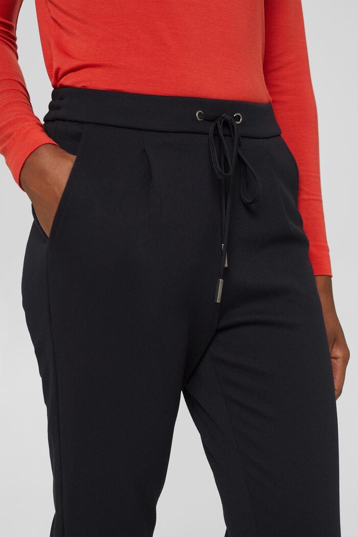 En matière recyclée : pantalon de jogging doté d'une ceinture élastique, BLACK, detail image number 2
