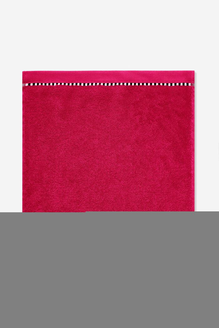 À teneur en TENCEL™ : la collection de serviettes en tissu éponge, RASPBERRY, detail image number 5