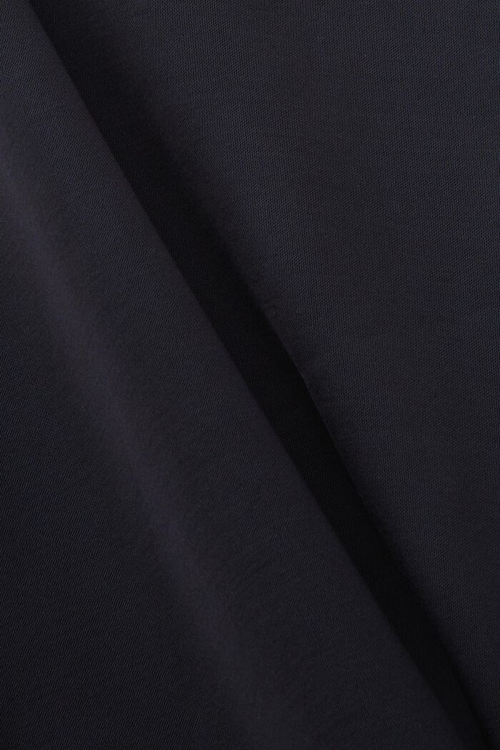 Satin-Camisole mit Spitzenbesatz, LENZING™ ECOVERO™, BLACK, detail image number 4