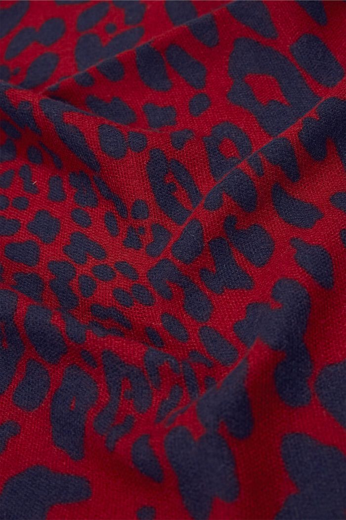 En matière recyclée : le foulard au look léopard, DARK RED, detail image number 1
