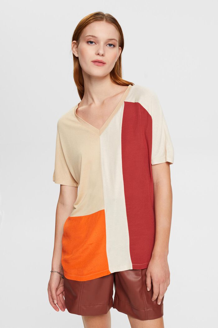 T-Shirt im Colourblock-Design, LENZING™ ECOVERO™, CREAM BEIGE, overview