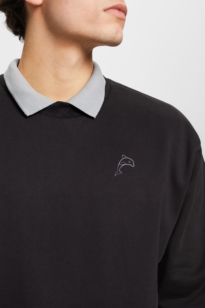 Sweatshirt mit kleinem Delfinprint, BLACK, detail image number 2