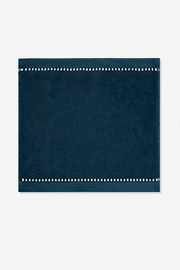 À teneur en TENCEL™ : la collection de serviettes en tissu éponge, DARK PETROL, detail image number 5
