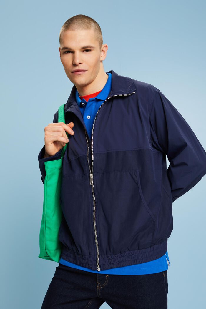 Veste coupe-vent à capuche zippée, DARK BLUE, detail image number 4