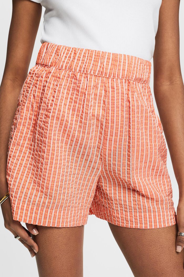Gestreifte Shorts in Crinkle-Optik, BRIGHT ORANGE, detail image number 4