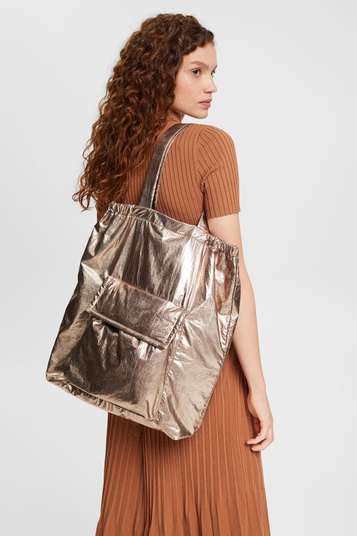 En matière recyclée : le sac au look métallisé, GOLD, detail image number 4